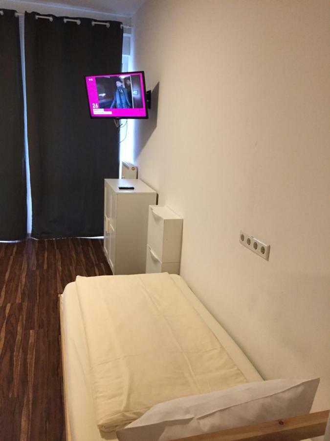 Pension Amira Fürth Esterno foto