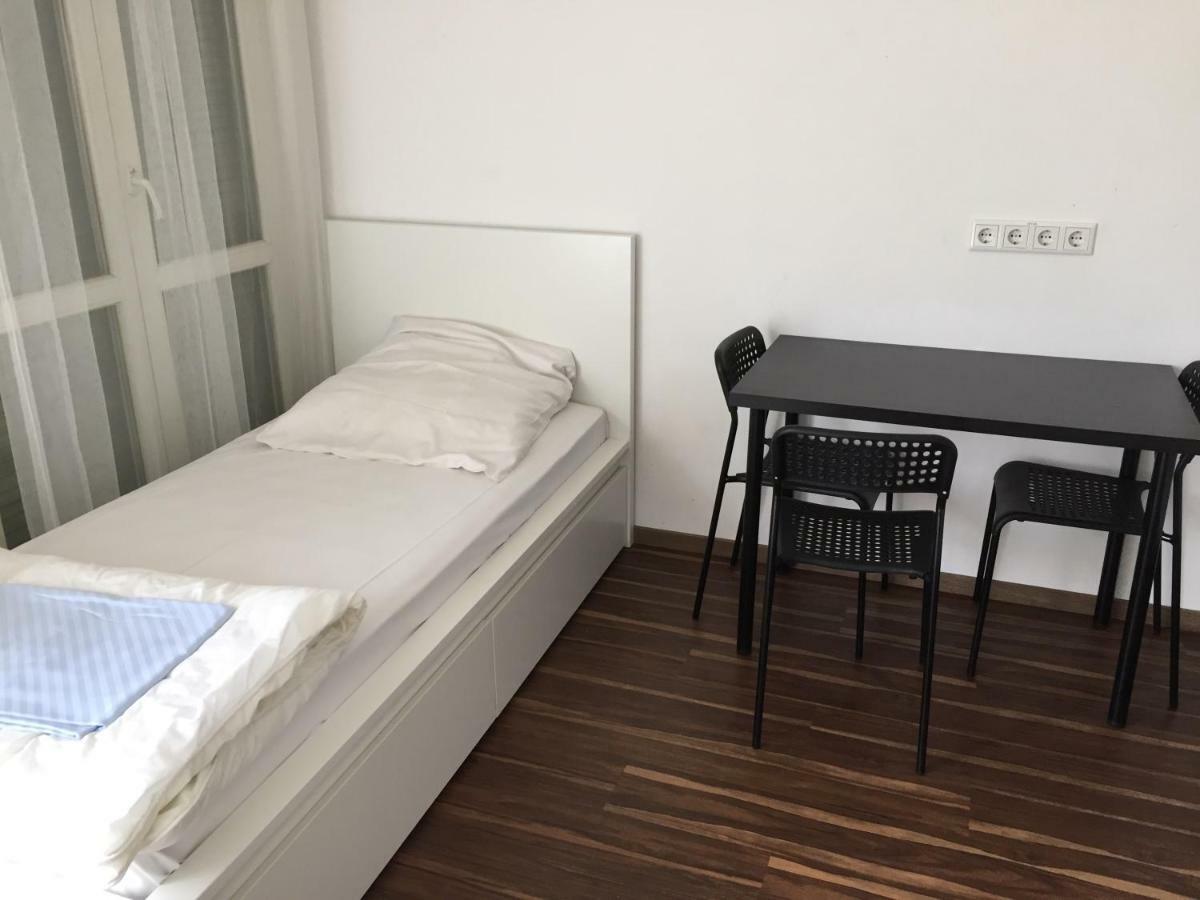 Pension Amira Fürth Esterno foto