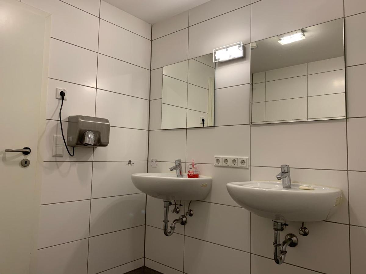 Pension Amira Fürth Esterno foto